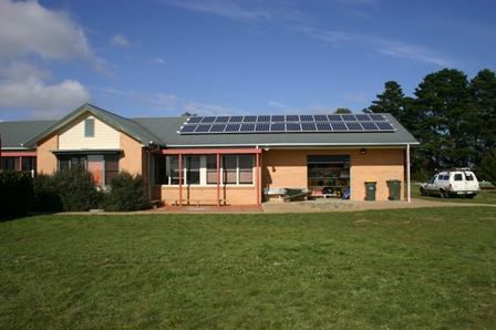Commercial Solar Power at Napoleons Primary School (4kW).  Ballarat Businesses Go Solar !!!